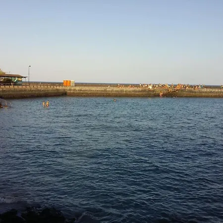 Fantastico Apartamento Frente Al Mar Con Wifi 圭马尔港